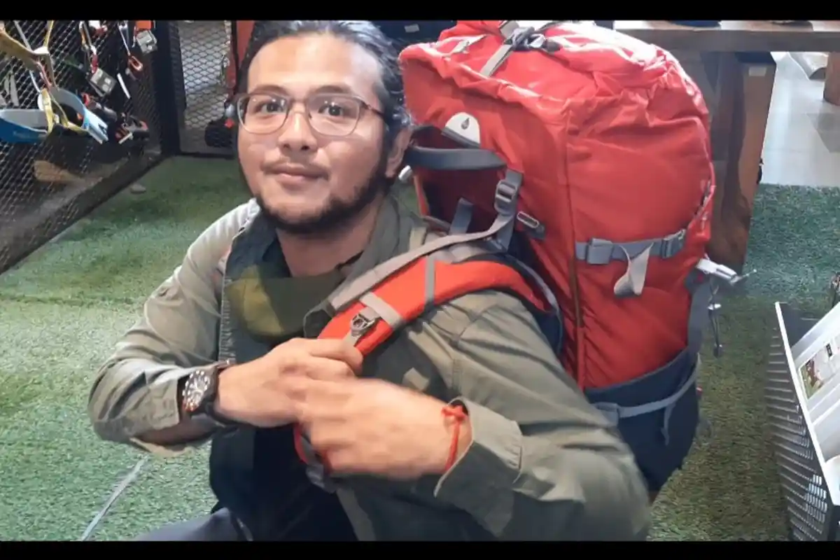 Ungkap Hal yang Paling Penting Sebelum Mendaki, Ramon Y Tungka Ngedrop Saat Naik Gunung Kalimanjaro