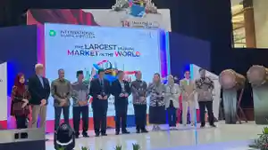 ketua-chairman-alia-company-joko-asmoro-dalam-acara-pameran-internasional-islamic-expo.jpg