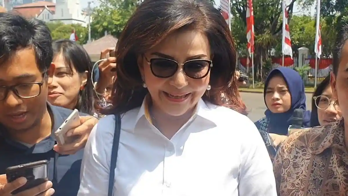 Bupati Minahasa Selatan Tetty Paruntu Ternyata Tak Diundang Presiden Jokowi