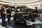 launching-All-New-Kijang-Innova-Zenix-di-Pakuwon-Mall-Surabaya.jpg