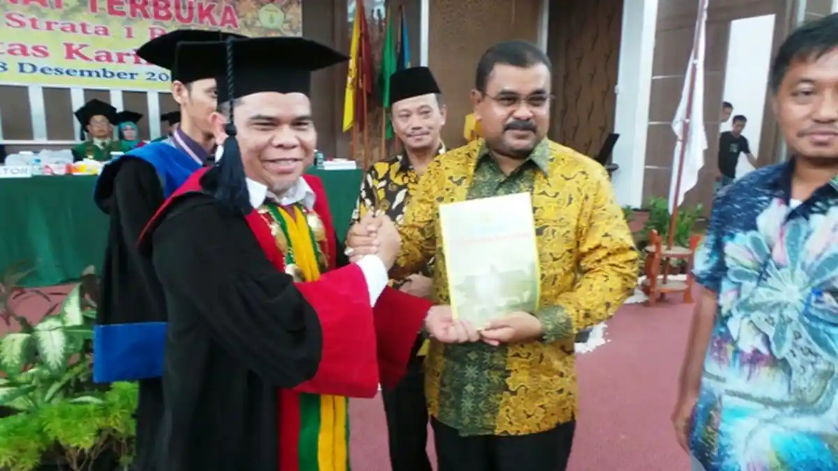 Hari Ini Universitas Karimun Wisuda Seratusan Lulusan S1