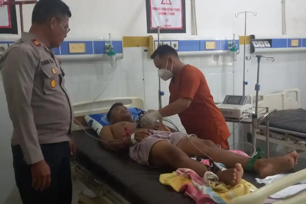 Breaking News: 4 Petugas Pemasang Tiang Internet di Banggai Kesetrum, 1 Tewas