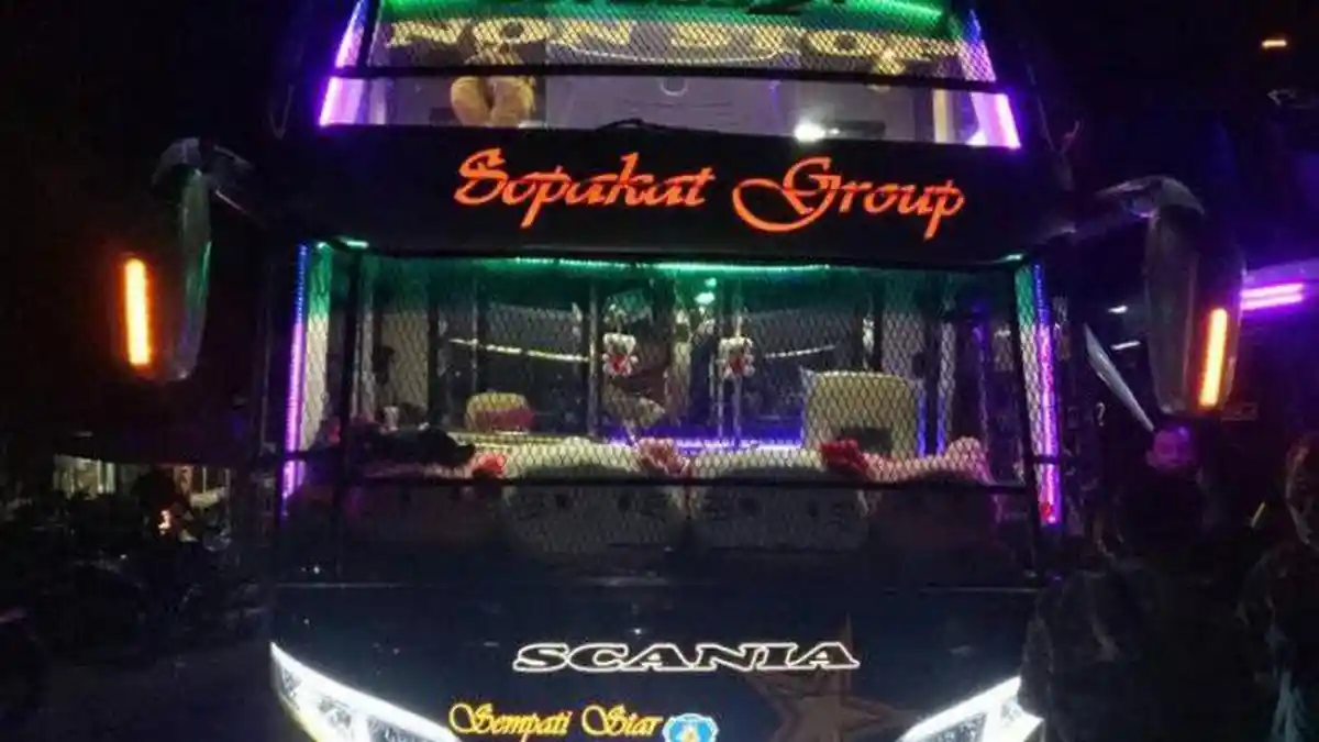 Menikmati Perjalanan Malam dengan Double Decker Banda Aceh- Medan