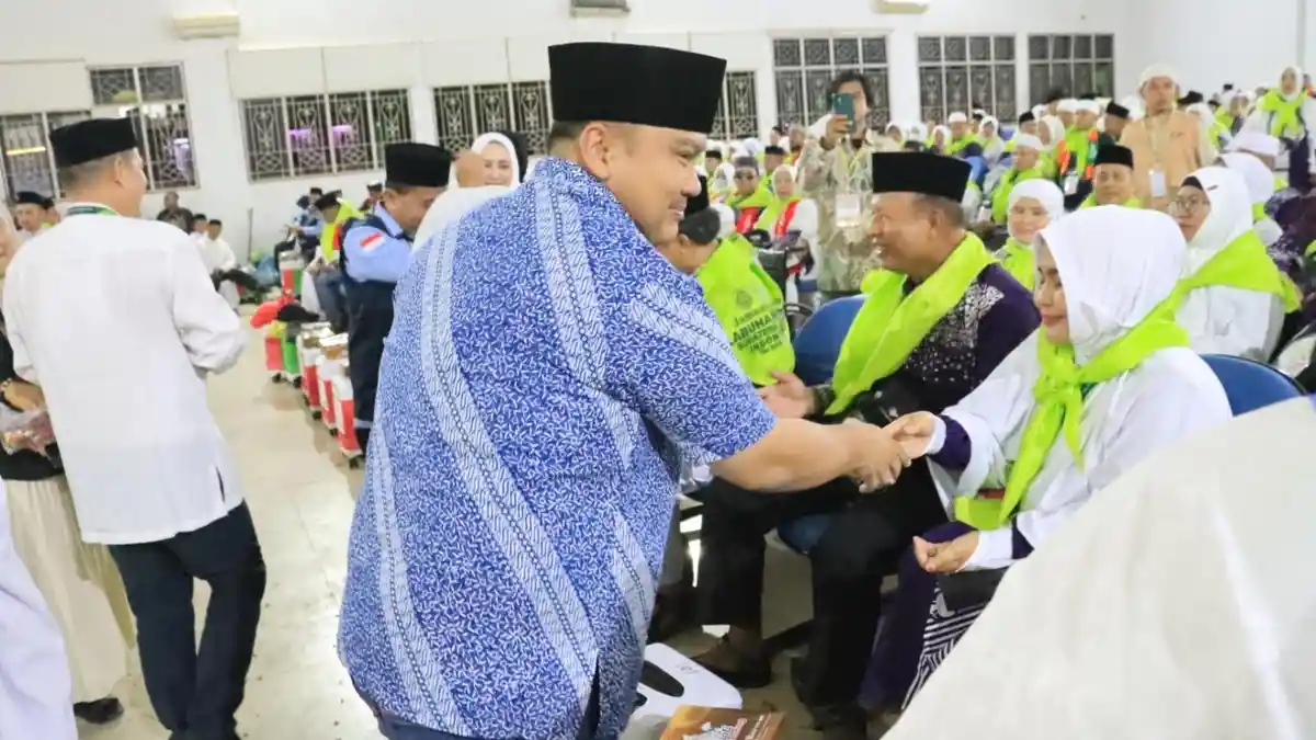Kapolres Labuhanbatu Kawal Penuh Khidmat Pelepasan 360 Calon Jemaah Haji