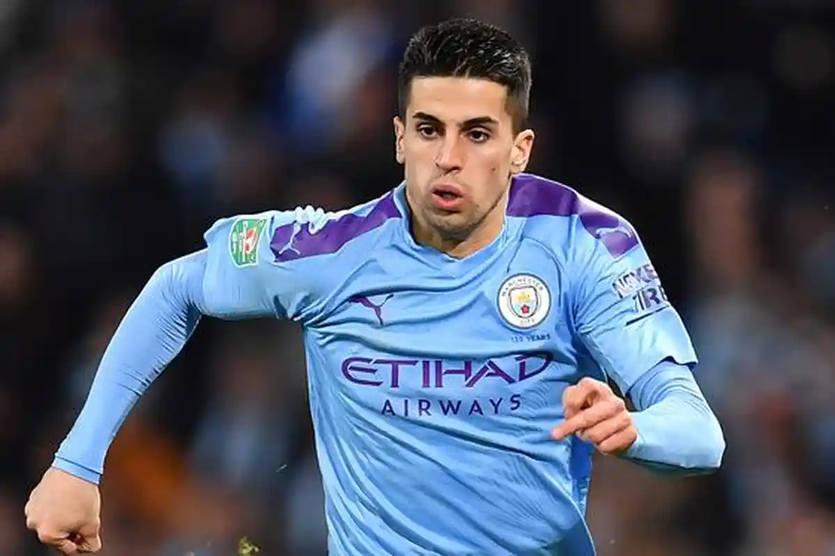 Pep Guardiola Sarankan Joao Cancelo Kembali ke Skuad Manchester City