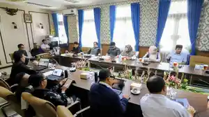 Bapemperda-DPRD-Kota-Bandung-menggelar-rapat-kerja-membahas-Raperda.jpg