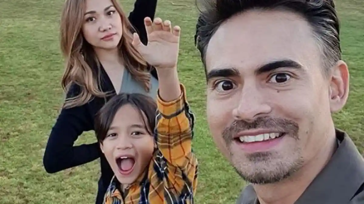 Setahun Hidup Tanpa Ashraf Sinclair, BCL Mendadak Bagikan Foto Diri saat Berlinang Air Mata