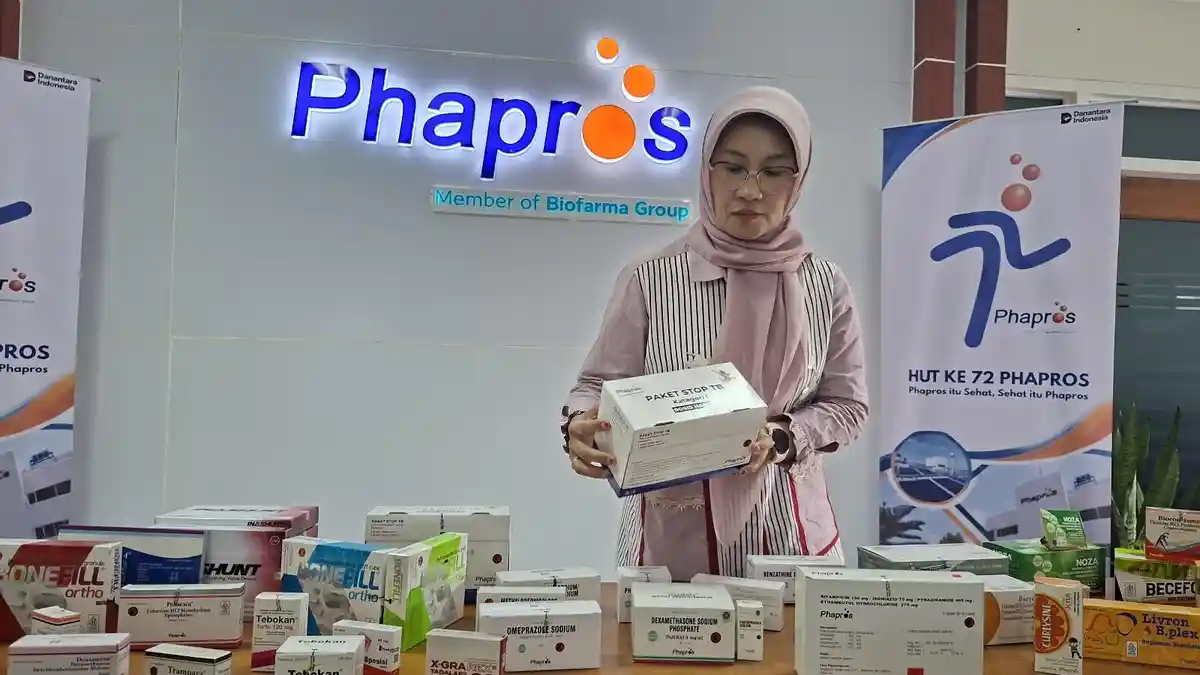 Melihat Produksi Obat di Tengah Tekanan Rupiah: Komitmen Phapros ...