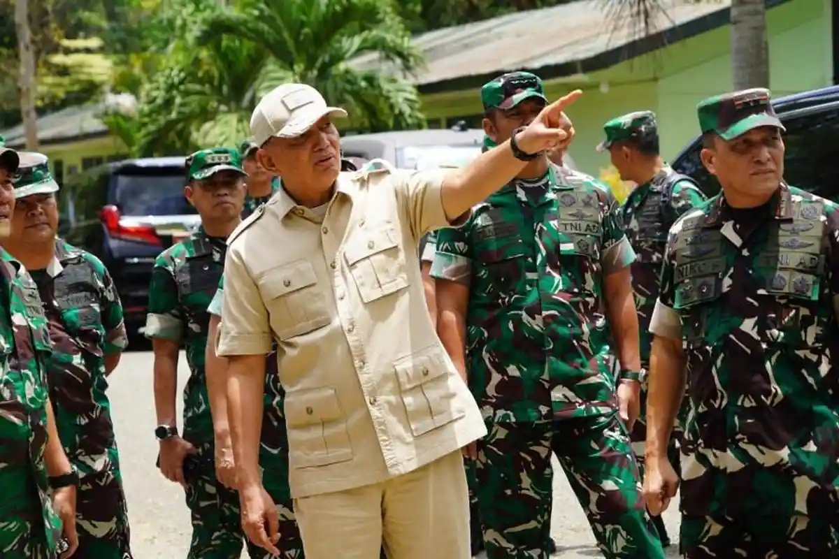 Berkunjung ke Aceh, Menhan RI Tinjau Sistem Pelatihan Militer di Rindam IM