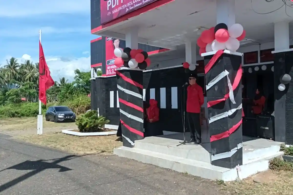 Gelar Upacara Perayaan HUT PDIP, Iskandar Kamaru: Para Kader Bolsel Harus Maknai Perjuangan Soekarno