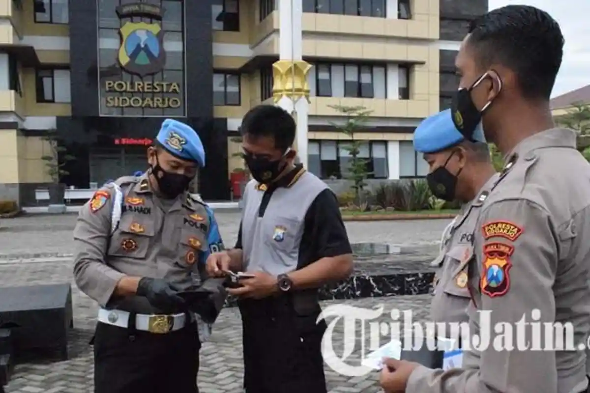 Propam Polda Jatim Periksa Anggota Polresta Sidoarjo, Mulai Kelengkapan Atribut Hingga Senjata
