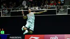 MELAJU-KE-PEREMPATFINAL-Pebulutangkis-tunggal-putra-Indonesia-Alwi-Farhan.jpg