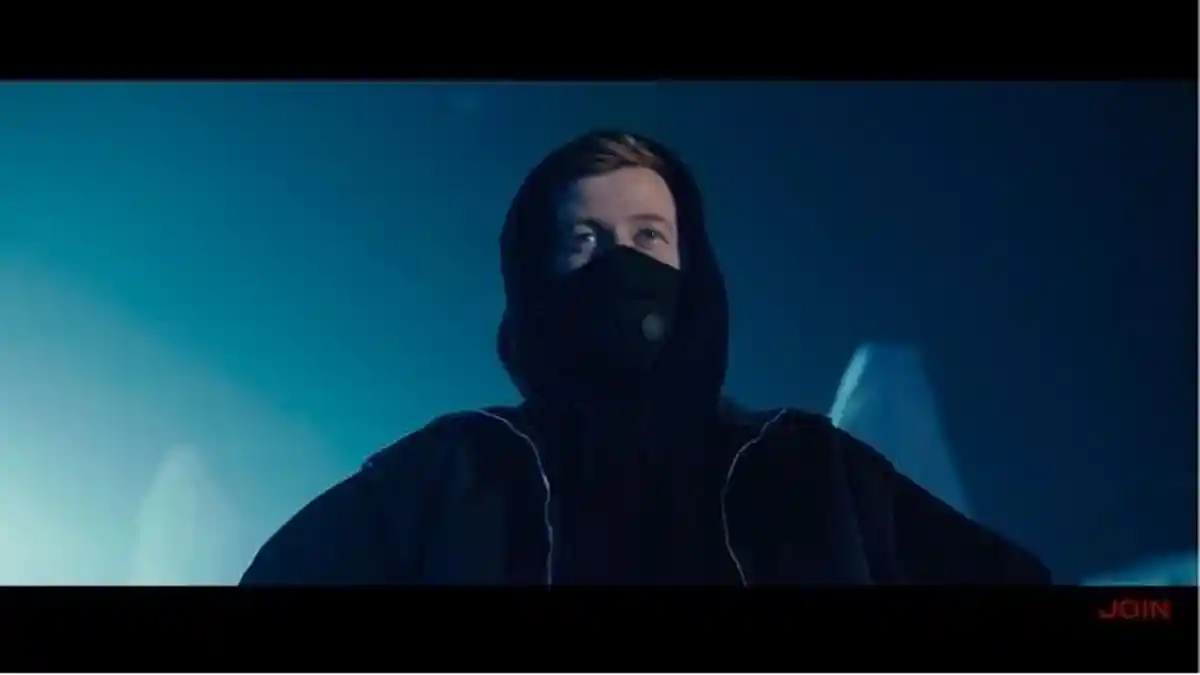 Chord Kunci Gitar Who I Am Alan Walker, Putri Ariani, Peder Elias