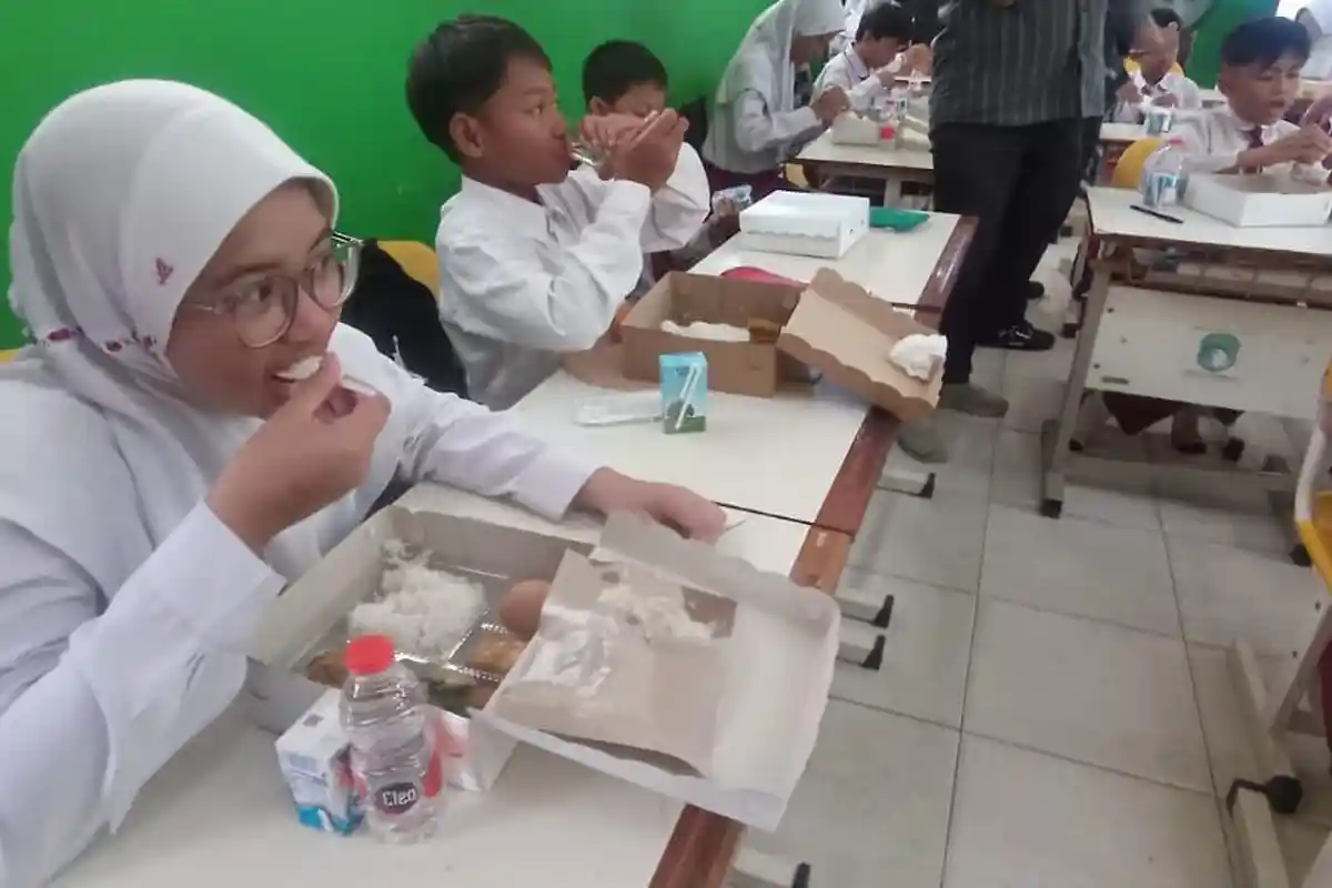 Dua Dapur Umum MBG Beroperasi di Tenggarong Kukar, Layani Ribuan Pelajar