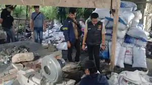peleburan-timah-ilegal-di-desa-tukak-bangka-selatan.jpg