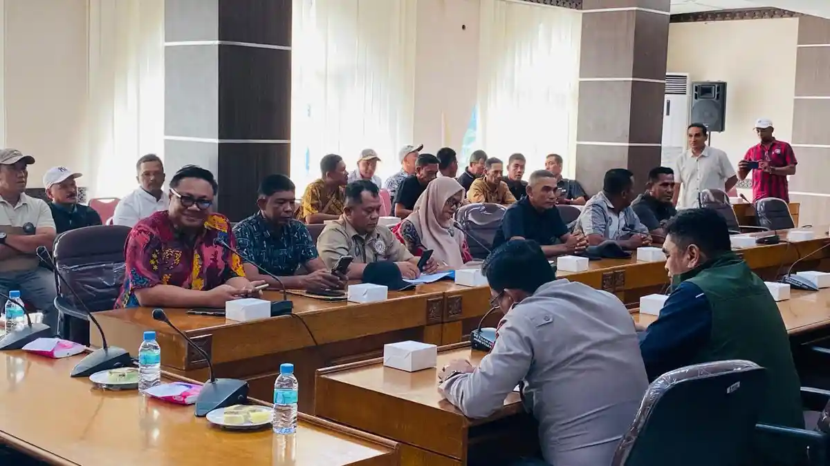 Karyawan Kebun Cot Girek Kecewa Audiensi Gagal, Bupati Aceh Utara Dinas ke Luar Daerah