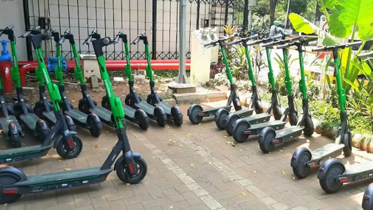 Pengamat Transportasi: Dua Negara Ini Melarang Skuter Listrik Karena Berbahaya