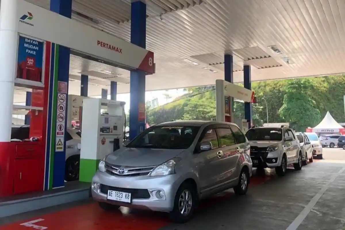 Turun Lagi! Update Harga BBM Hari Ini Minggu 19 November 2023 Cek Pertalite Pertamax Se Indonesia