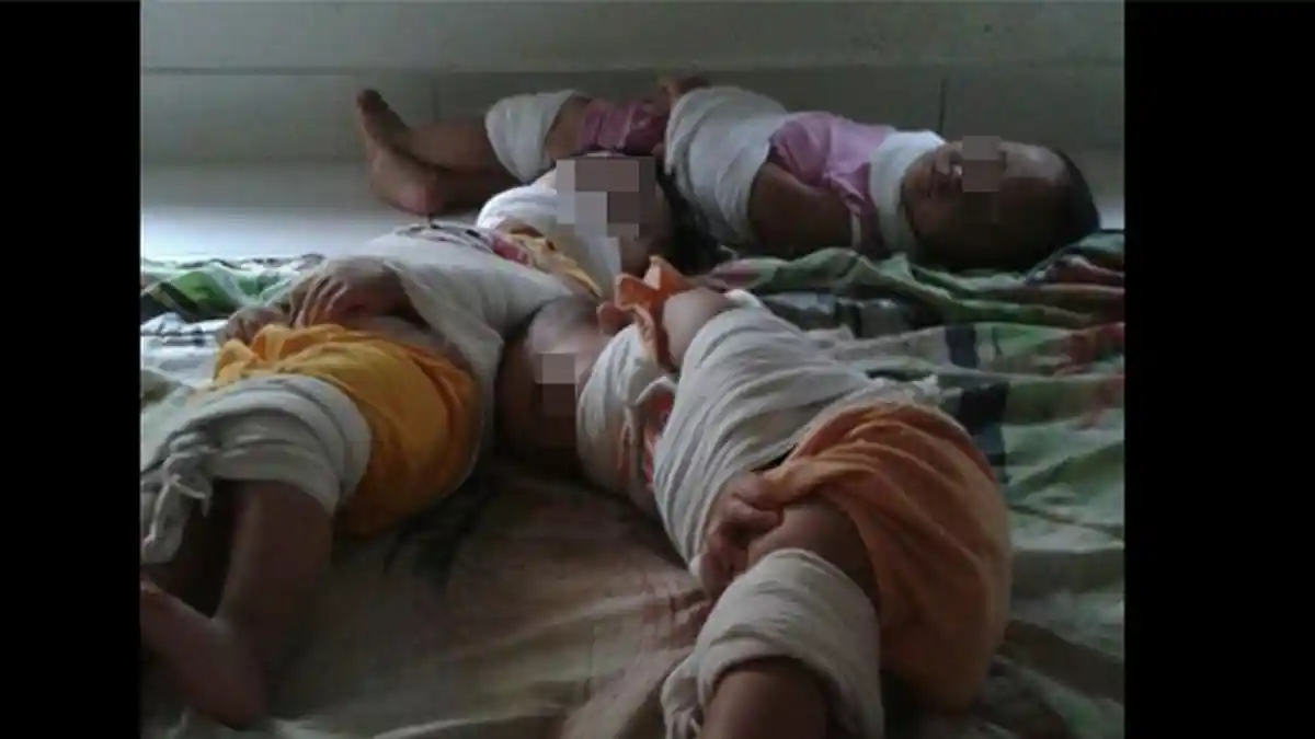 Heboh ! Beredar Foto Bocah Tergeletak Diikat Kain di Tempat Penitipan Anak