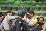 kapolda-ntb-irjen-pol-djoko-poerwantosaat-gelar-pasukan-pengamanan-ktt-g2.jpg