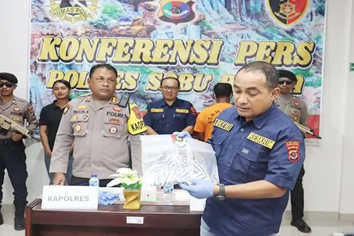 Polisi Sebut Motif Eks Kades dan Bendahara Desa di Sabu Raijua NTT Kubur Bayi hingga Dimakan Anjing 
