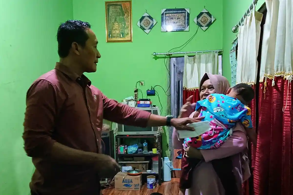 Ketua DPRD Kota Semarang Upayakan Beasiswa Untuk Anak Korban Tertimpa Pohon Jati