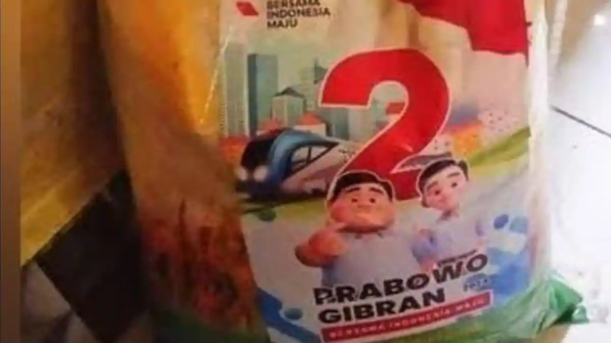Viral Beras Bulog Berstiker Prabowo-Gibran, Bos Bulog Tegaskan Bukan dari Pihaknya