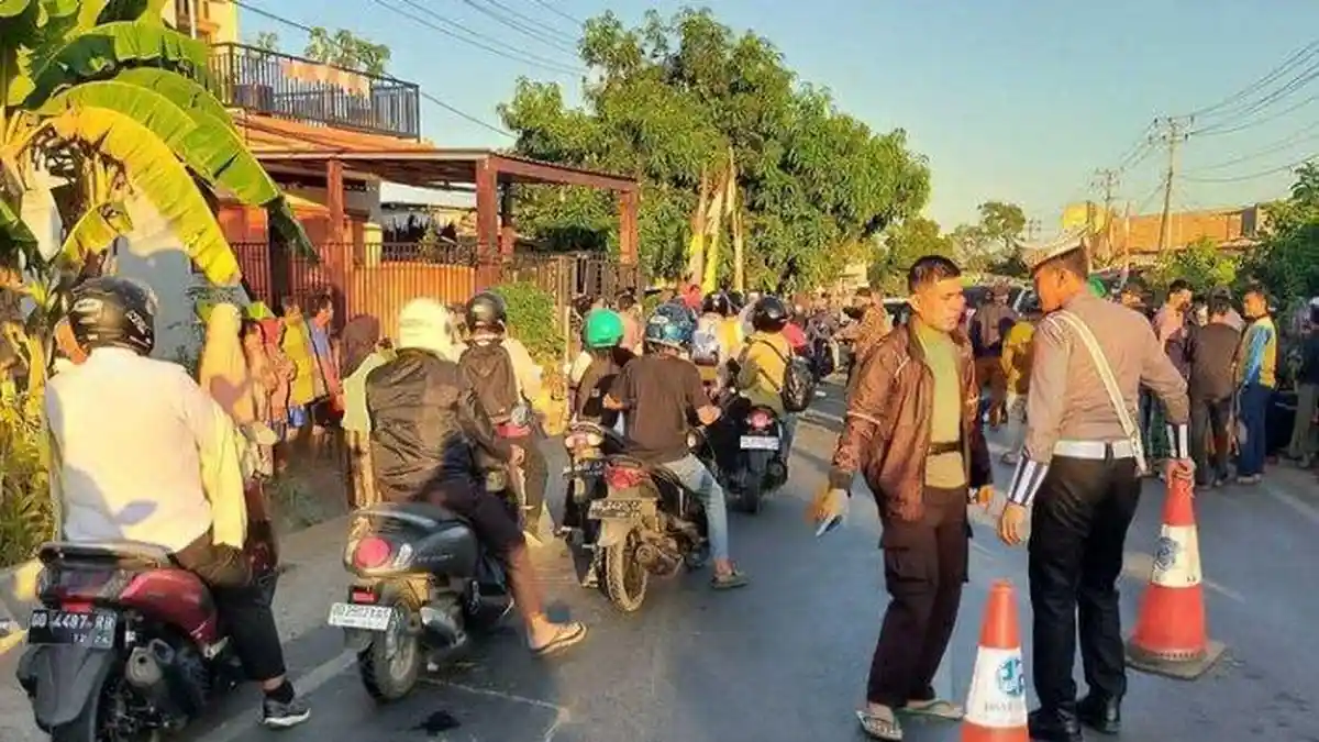 TABRAKAN Beruntun Telan 2 Nyawa, Anggota TNI Letda S Tewas di TKP Kecelakaan, 1 Tewas di Got