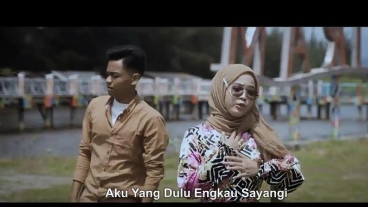 Chord Gitar Lagu Emas Hantaran - Arief feat. Yollanda: Berakhir Sudah Impian Cinta
