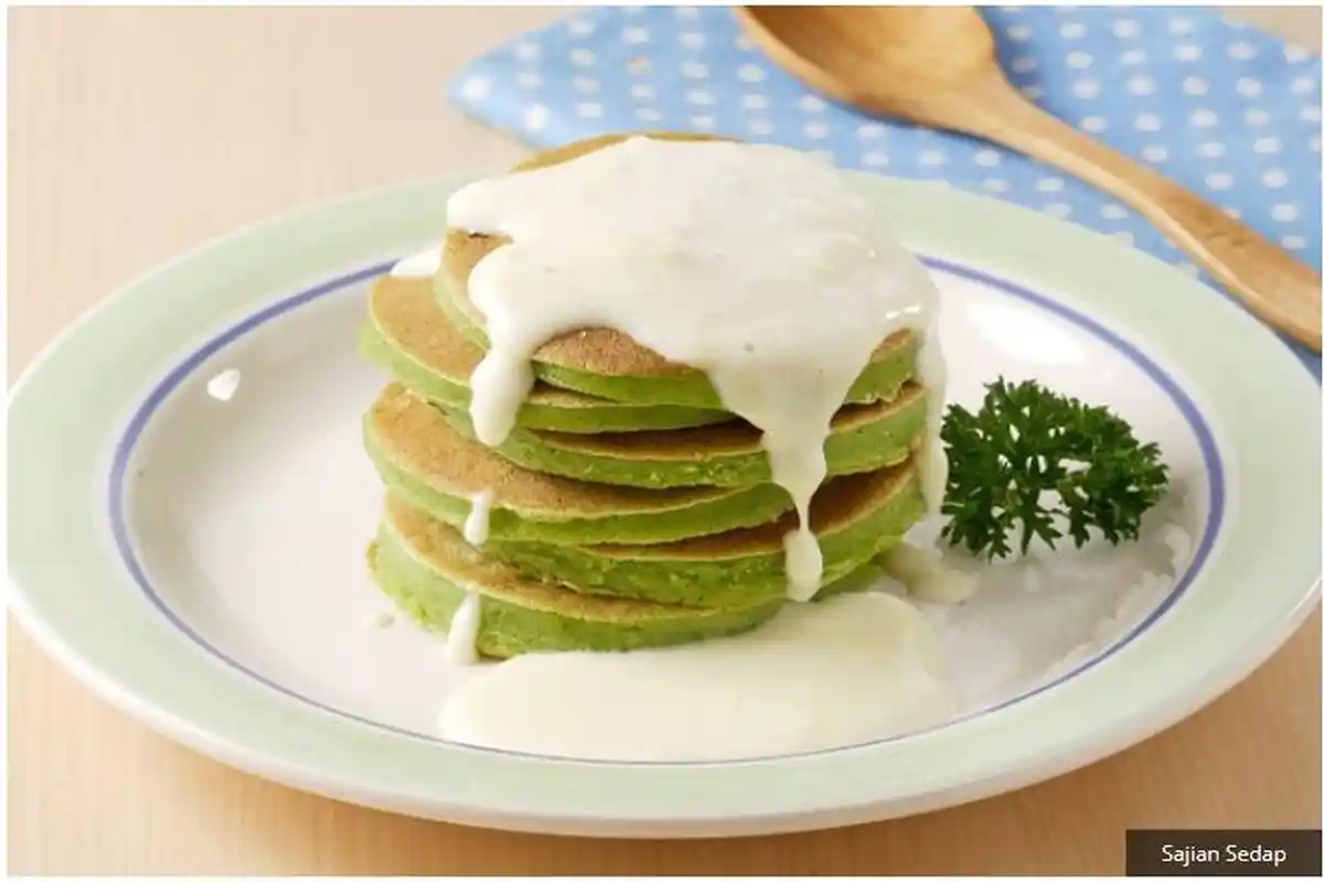 Resep Buka Puasa Praktis Sajian Pancake, Pancake Bayam Saus Keju dan Pancake Kentang Bolognaise