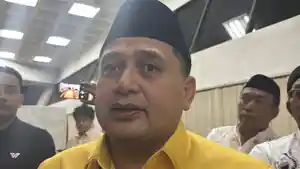 2026-04-17-Munafri-Arifuddin-saat-kumpulkan-kader-pohon-beringin.jpg