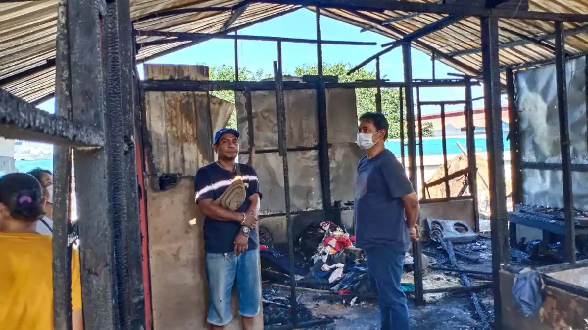 Gereja Katolik St Damian Batam Bantu Korban Kebakaran Kampung Baru Sungai Panas