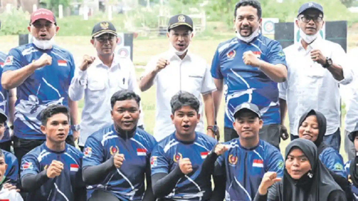 Ketua DPRK Banda Aceh Lepas Atlet Panahan Pra PORA