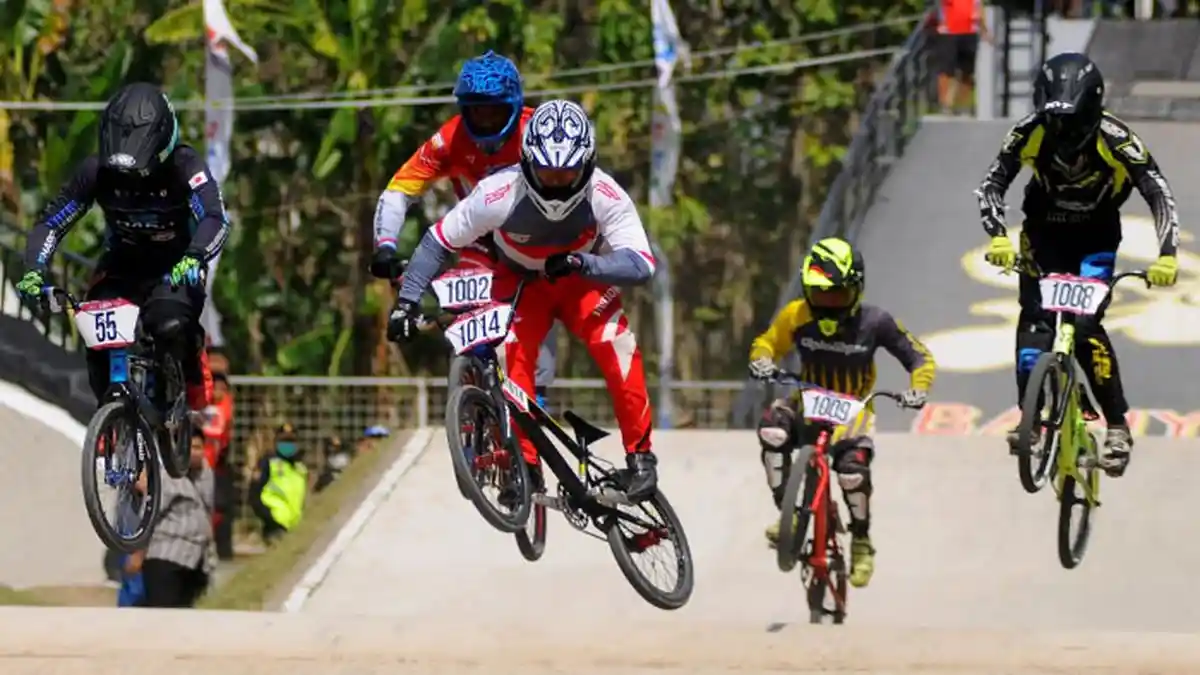 Banyuwangi Internasional BMX: Pembalap Timnas Indonesia Berkibar di Banyuwangi