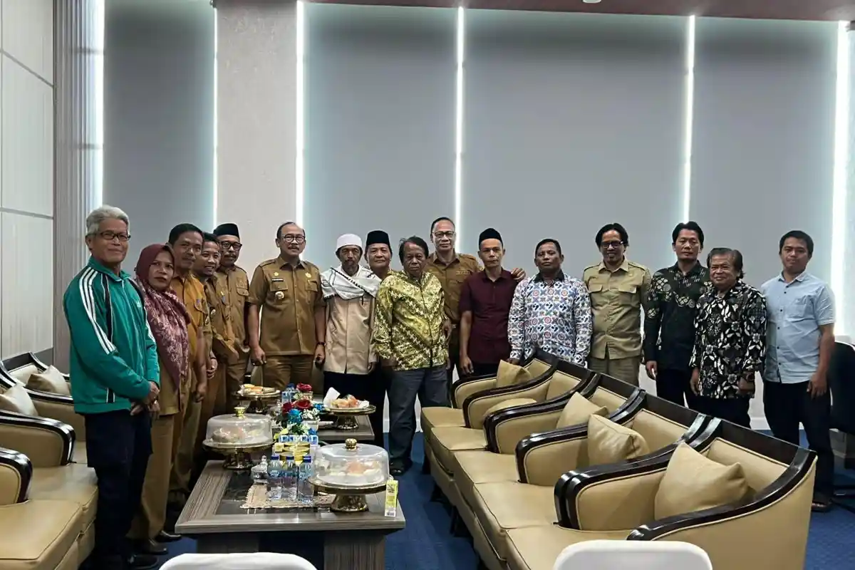 Gubernur SDK Turun Tangan Tuntaskan Konflik Warga di Tapalang Mamuju, Lewat Musyawarah Adat