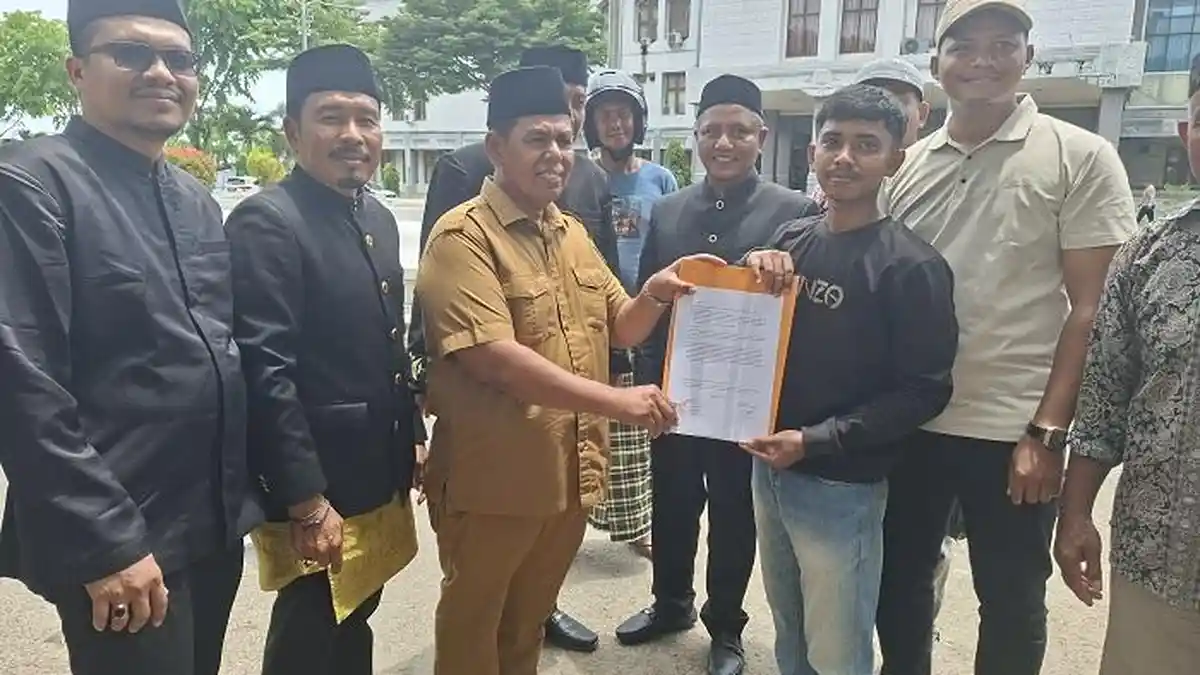 Korban Banjir Bireuen Kembali Demo Kantor Bupati, Ini Petisi Mereka