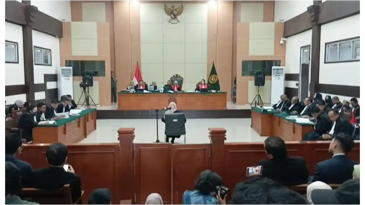Dokter Tifa Ajukan Perlawanan Atas Dakwaan Fitnah dan Cemarkan Nama Baik Jokowi - Tribunjakarta.com
