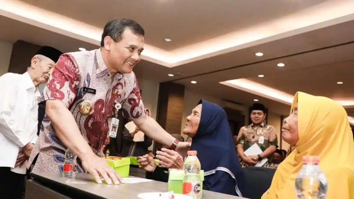 Ahmad Luthfi Beri Bantuan Perbaikan RTLH 150 Warga di Jateng