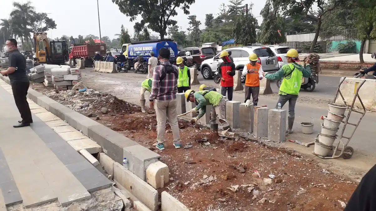 Sudah Dipasang, Pembatas Jalan di Jalan Alternatif Sentul Dibongkar Lagi, Ini Alasannya