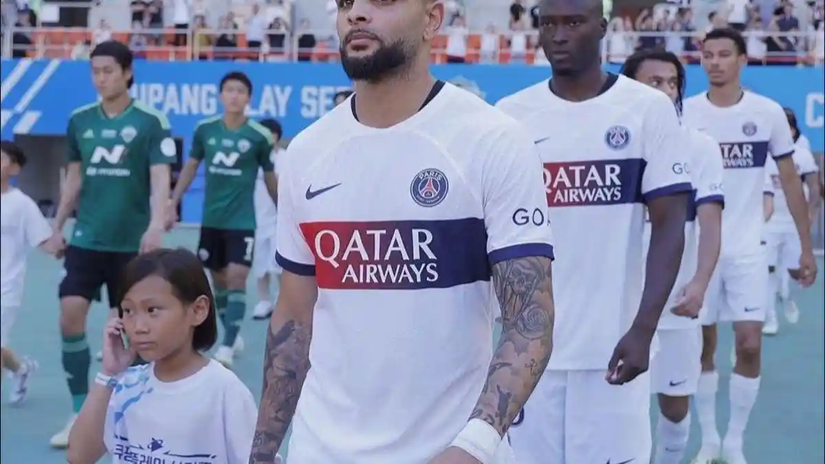Bursa Transfer Persib: Layvin Kurzawa Disebut Sudah Deal dengan Jersey Nomor 38