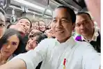 jokowi-lrt.jpg