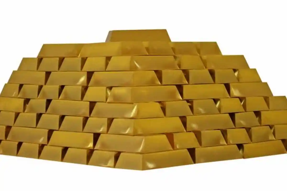 Prospek Emas Makin Suram Tahun Depan