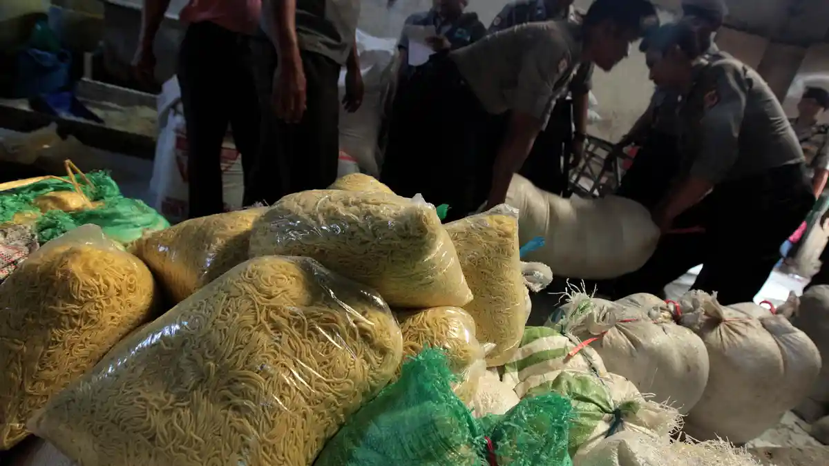 BPOM Bandung Sidik Pabrik Mie Berformalin di Bojonggede