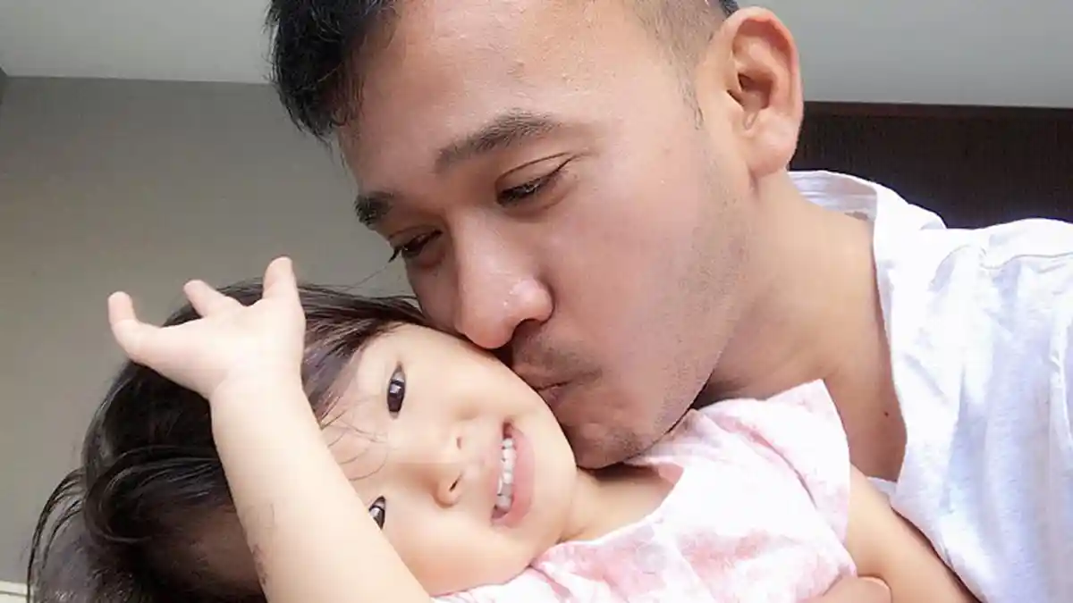 Thalia Ingin Lihat Gajah, Demi Sang Anak, Ruben Onsu Lakukan Ini Pada Telinganya