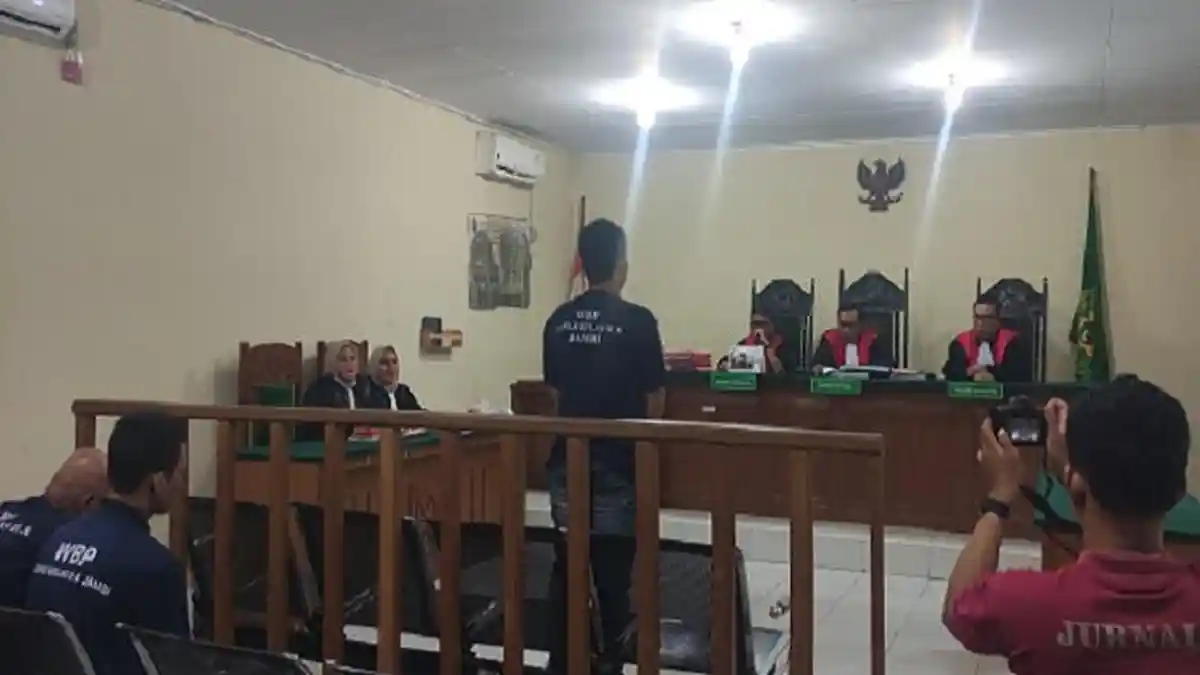 Perusak Kantor Gubernur Jambi Divonis Penjara
