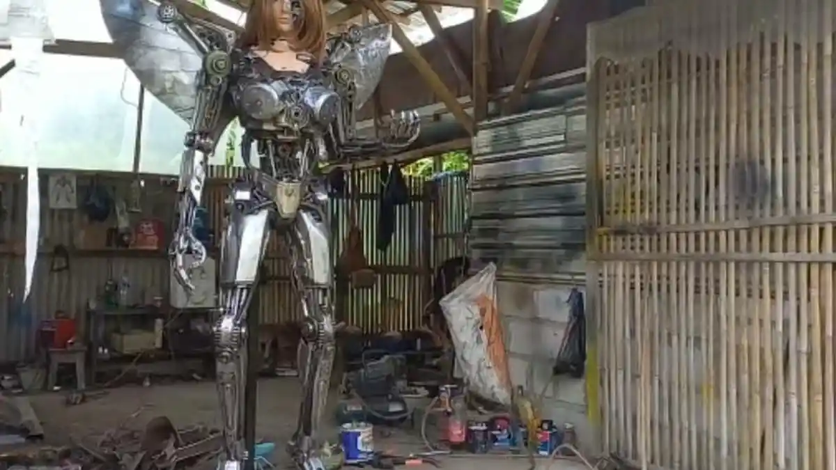 Keren, Pemuda Desa Ini Olah Onderdil dan Elektronik Bekas Jadi Robot