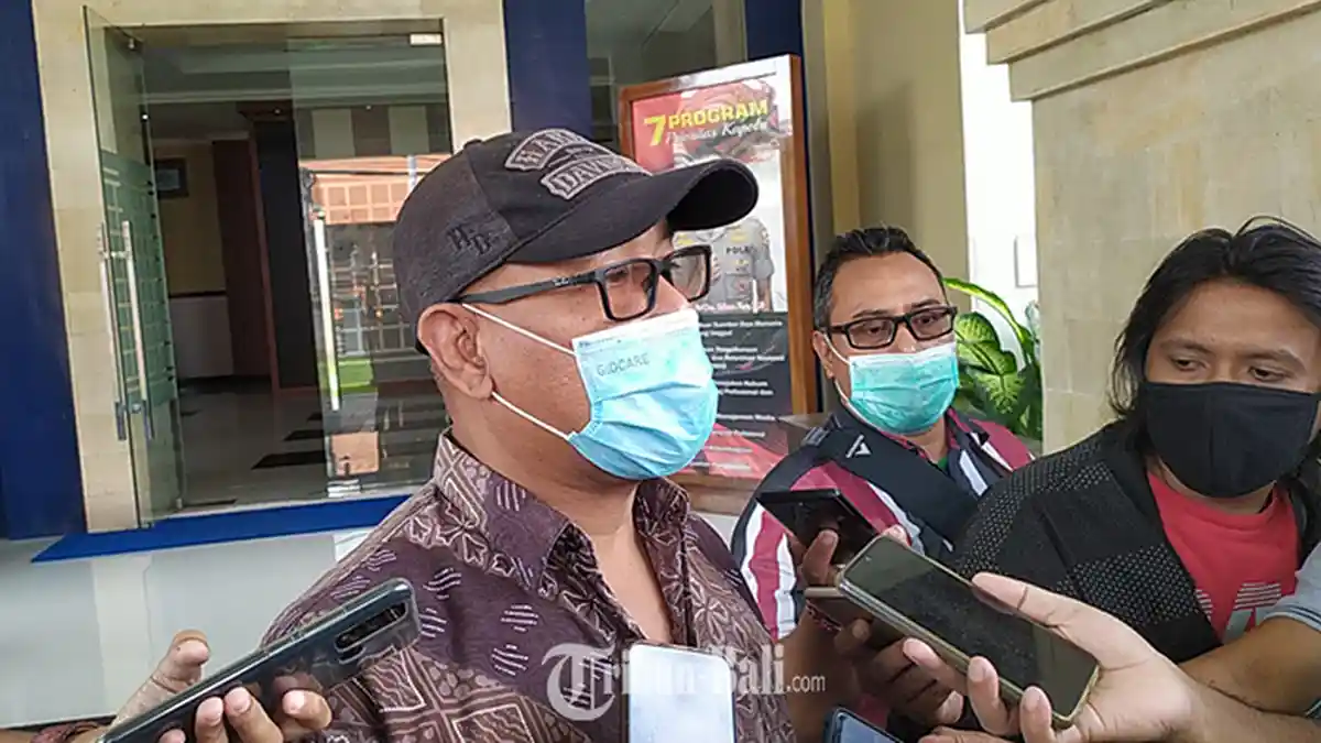 Dugaan Penghinaan Terhadap Gubernur Bali, Kader PDIP Dewa Nyoman Rai Laporkan Dua Akun FB
