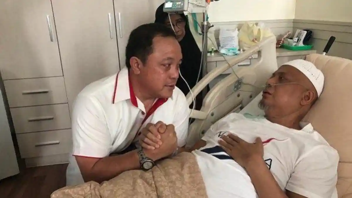 Alvin Faiz Tulis Penyakit Apa Diderita Ustadz Arifin Ilham, Mari Doakan Beliau