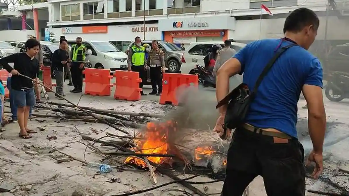 Kadis PKP2R Janji Serahkan Kunci Kios Baru ke Pedagang Buku Bekas Dua Hari Lagi