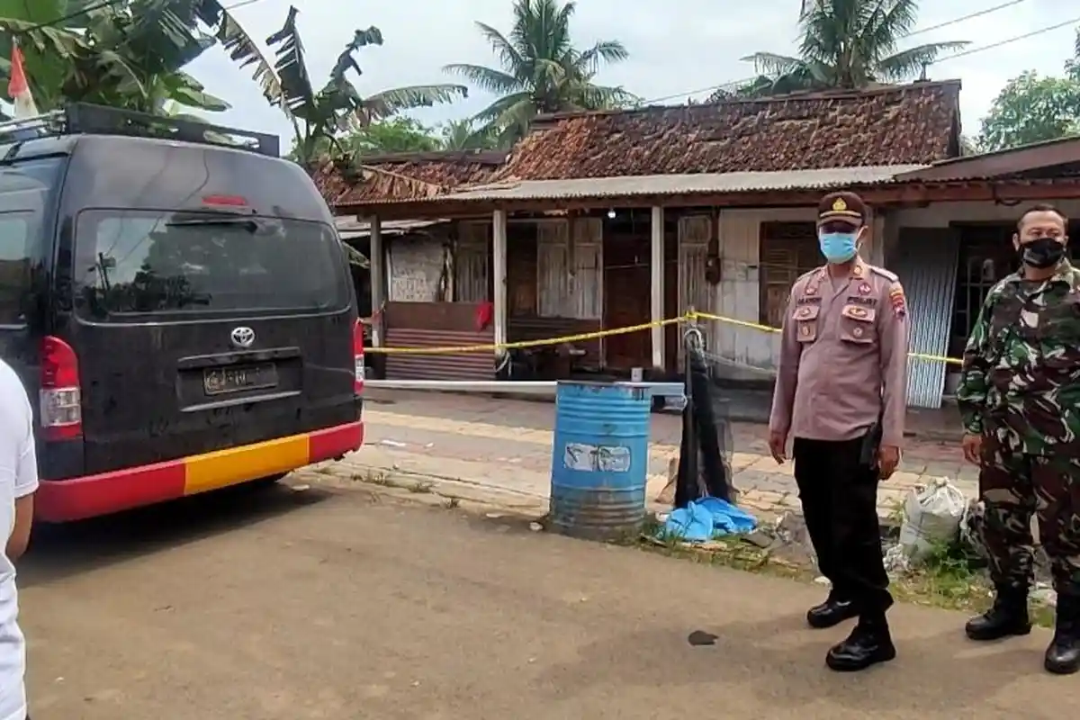 Update Ledakan di Banyumas: Tim Labfor Polda Jateng Olah TKP Lanjutan, Amankan Sejumlah Bahan